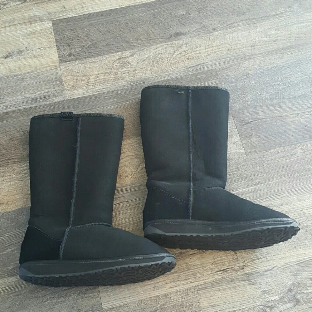 EMU Australia  black  suede winter women boots 12 in